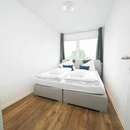 Bright - 100 Qm - Kuche & Balkon * Kaarst