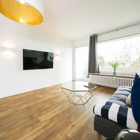 Bright - 100 Qm - Kuche & Balkon Διαμέρισμα