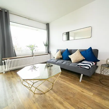 Bright - 100 Qm - Kuche & Balkon